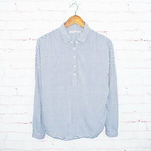 XIRENA Women's Half Button Popover Blouse Blue Striped sz Large